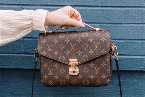 difference between real and fake louis vuitton purse|original louis vuitton bag.